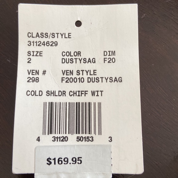 David’s bridal dusty sage chiffon bridesmaids dress. Size 2 - Picture 2 of 11